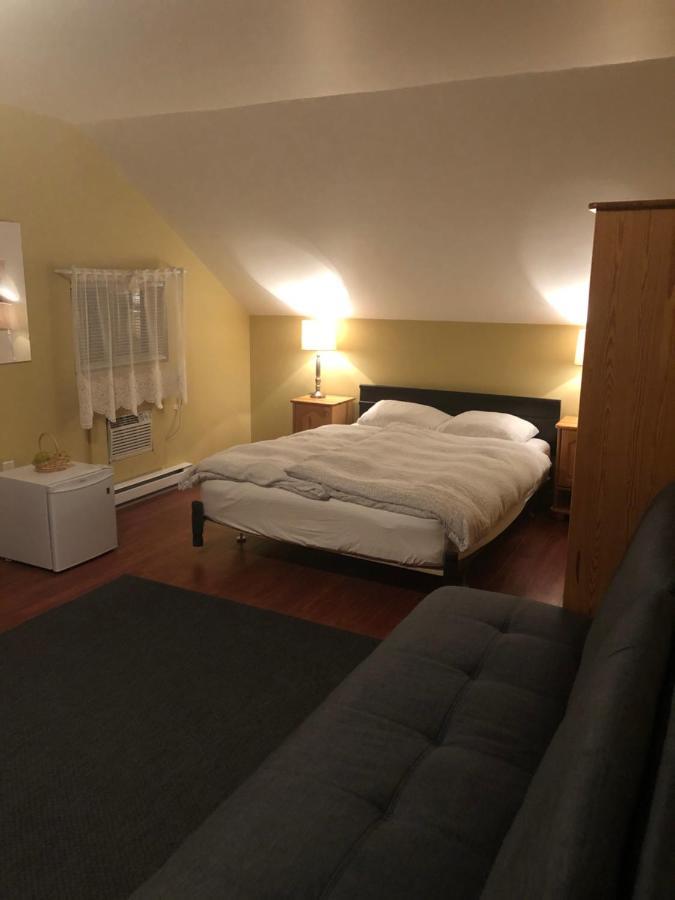 Crowsnest Vineyards Guesthouse Keremeos Exterior foto